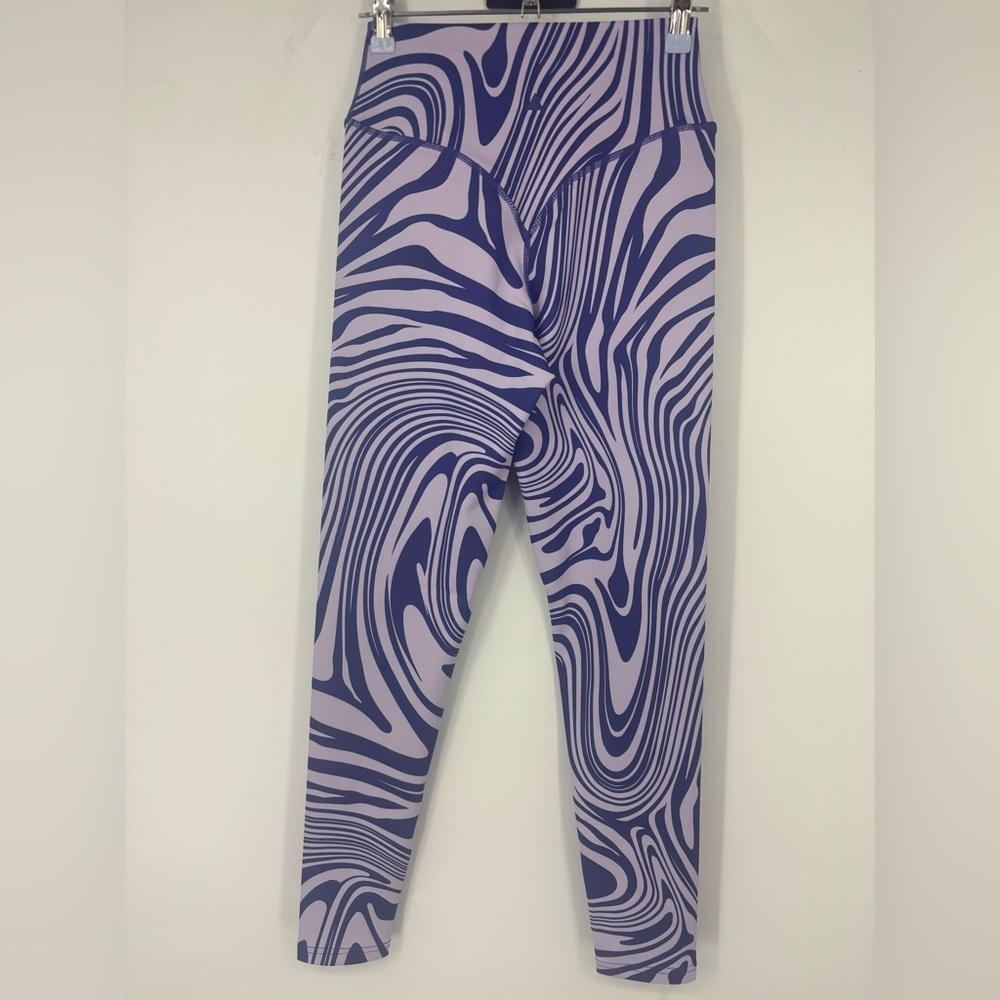 NWOT Cosmopolitan Balance Athletica Vitality Ascend Pant Storm Purple S - Picture 5 of 5